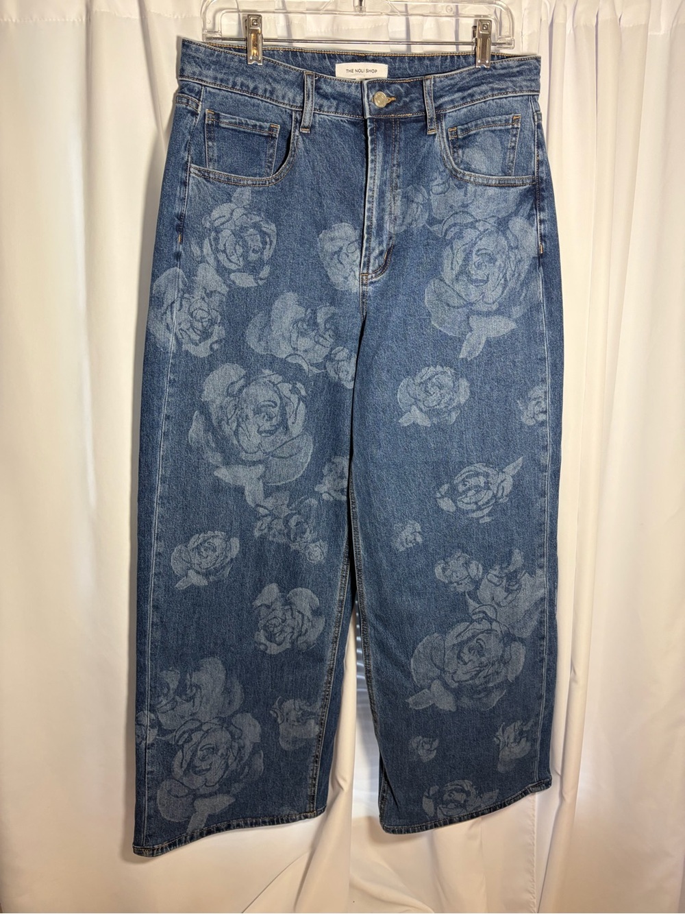 THE NOLI SHOP Rose Print High Rise Jeans size 31